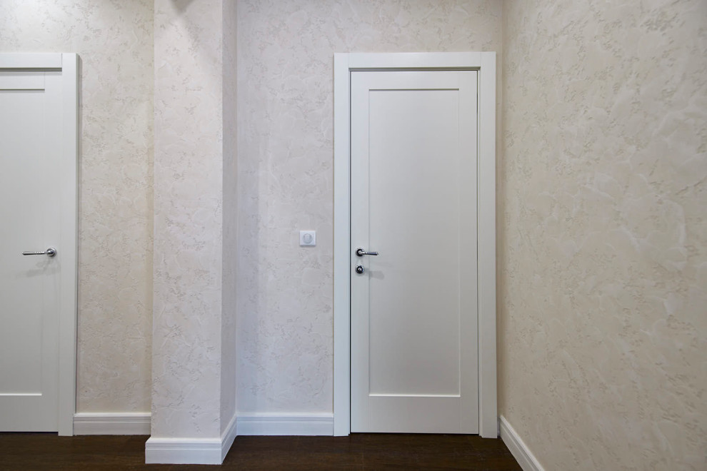Источник вдохновения для домашнего уюта: коридор среднего размера в современном стиле