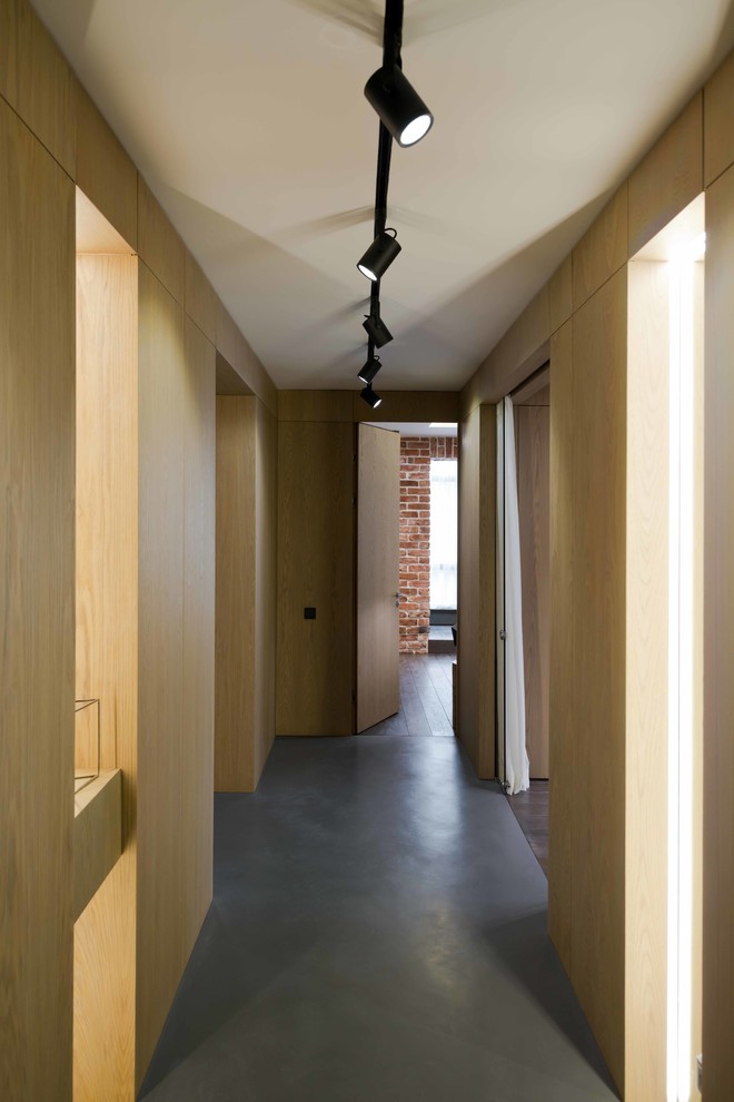 Пример оригинального дизайна: узкий коридор в современном стиле