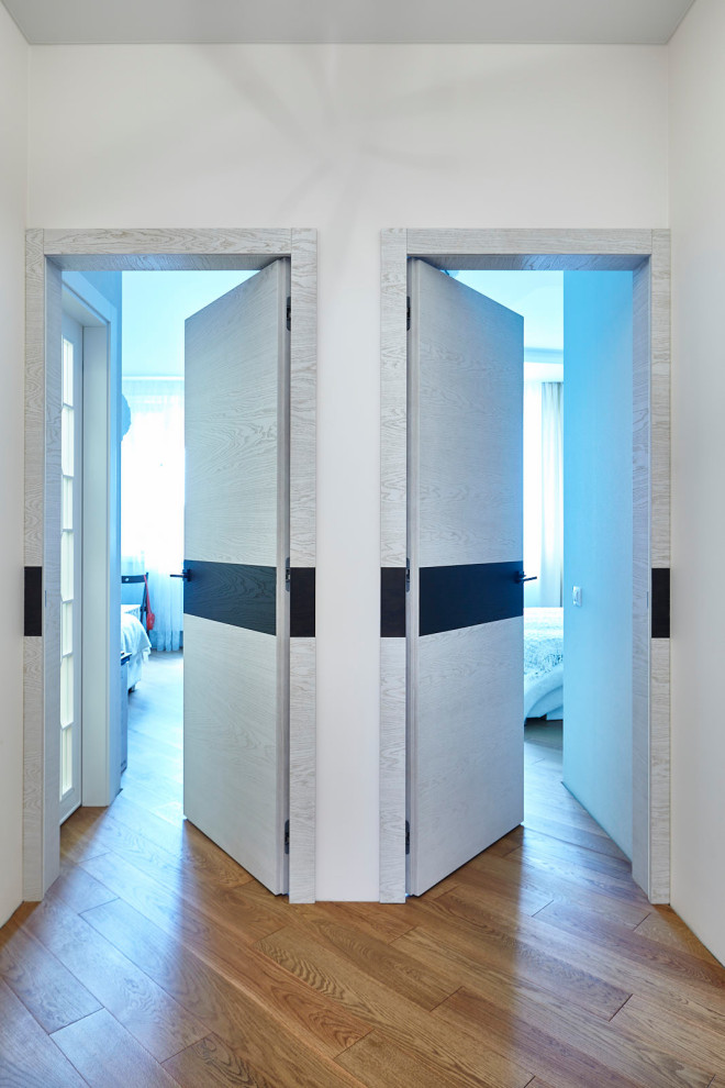 Источник вдохновения для домашнего уюта: коридор среднего размера