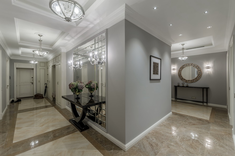 Large elegant porcelain tile hallway photo in Moscow with gray walls
