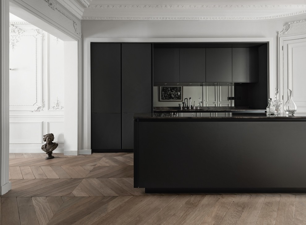 Inspiration for a contemporary kitchen in Dusseldorf.