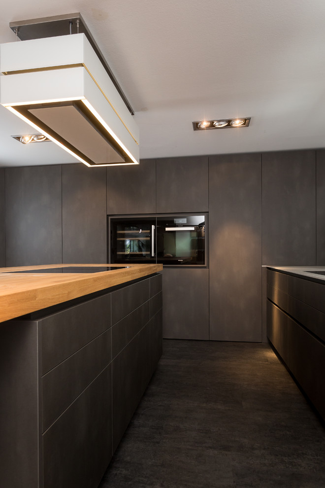 Eggersmann Sydney Grifflose Dunkle Kuche Stahlgrau Nischensystem Square Contemporary Kitchen Frankfurt By Lang Kuchen Accessoires