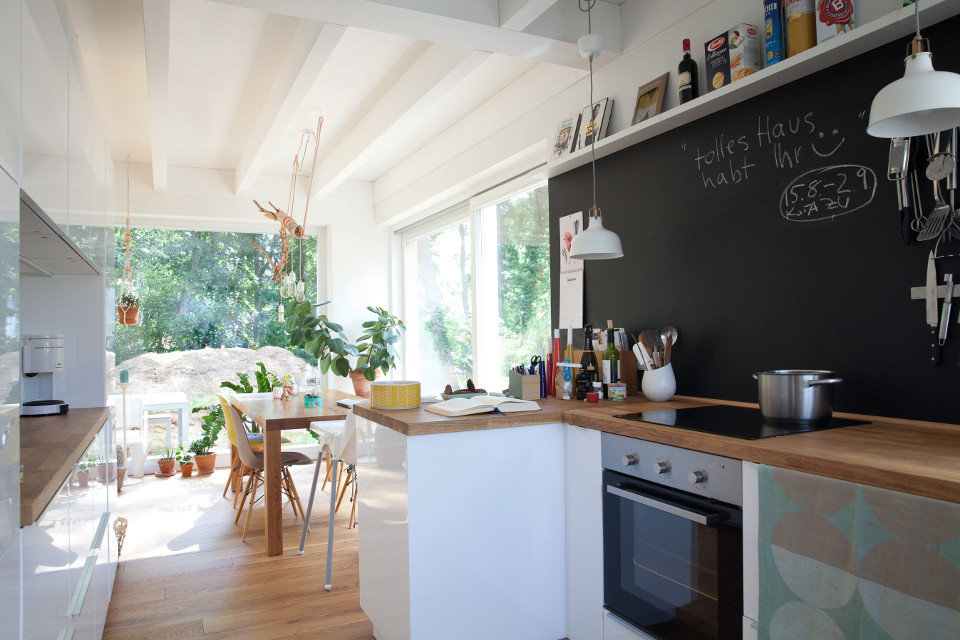 Design ideas for a scandinavian kitchen in Berlin.