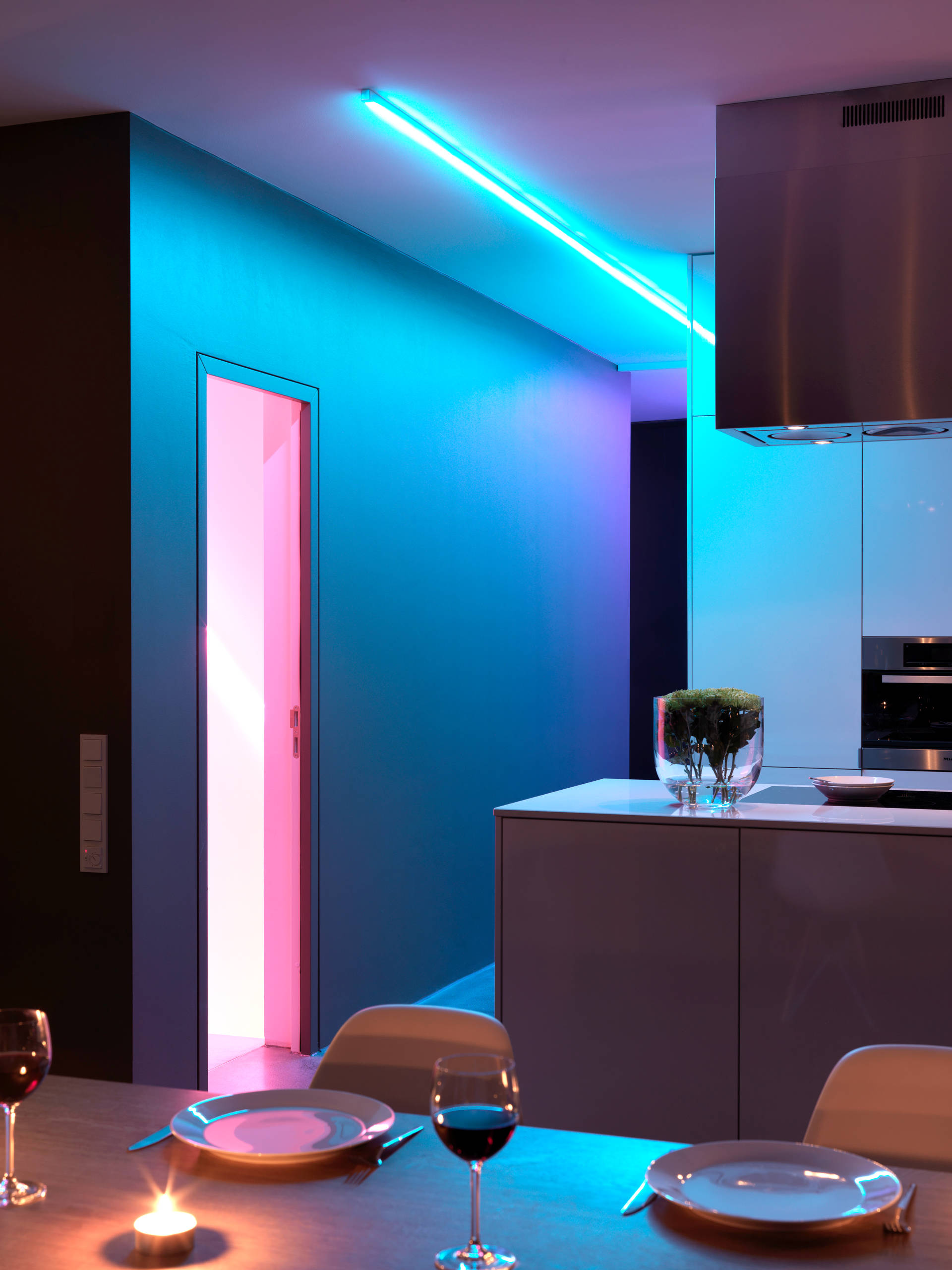 Ich fühl mich Disco: Farbige LEDs setzen Räume spektakulär in Szene