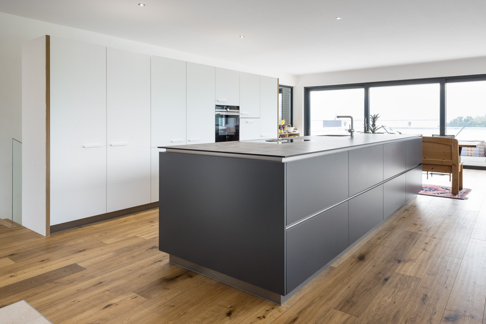 Inselküche Contemporary Kitchen Munich by BEER GmbH Küchen Houzz