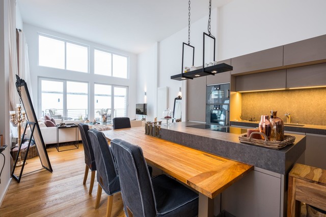 Luxus in der Domstadt: Industrie-Loft mit urbanem Flair in exponierter