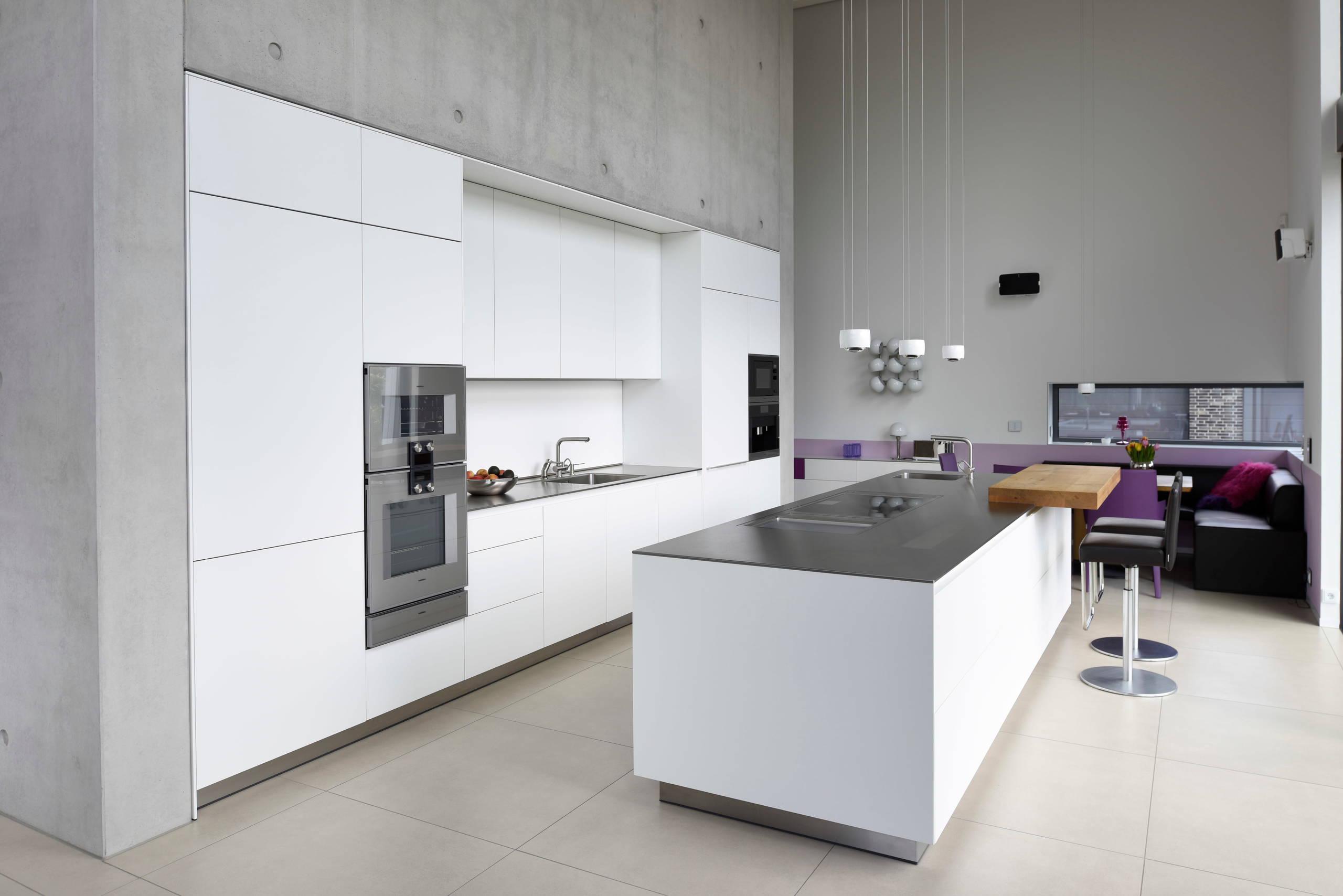 Premium AI Image  purple kitchen with stainless steel appliances