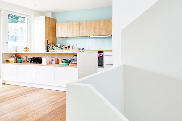 Treppe komplett aus weißem HPL - Maritim - Küche - Dortmund - von hokon