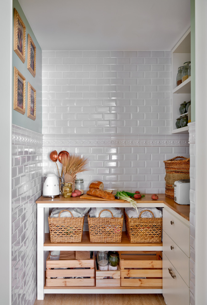 Inspiration for a classic kitchen pantry in Other.