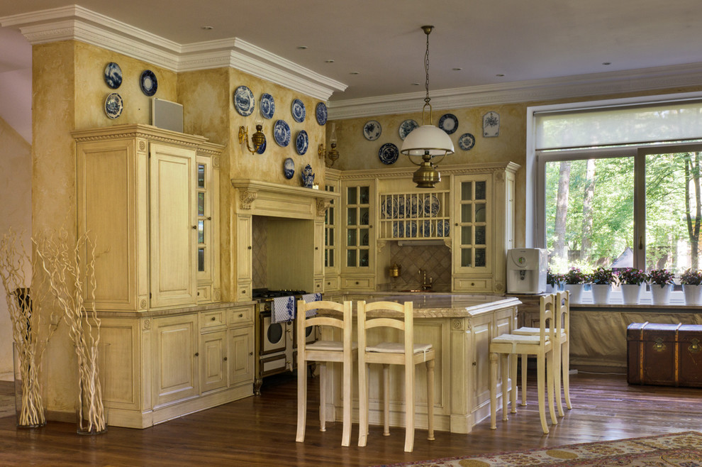 Design ideas for a shabby-chic style kitchen in Moscow with distressed cabinets.