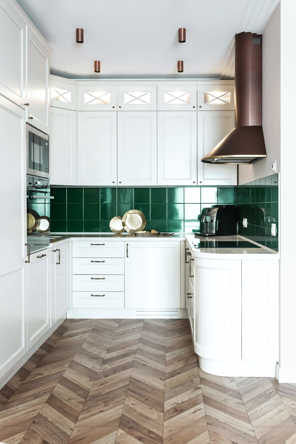 75 Beautiful Kitchen With Green Backsplash And Beige Countertops Pictures Ideas May 2021 Houzz