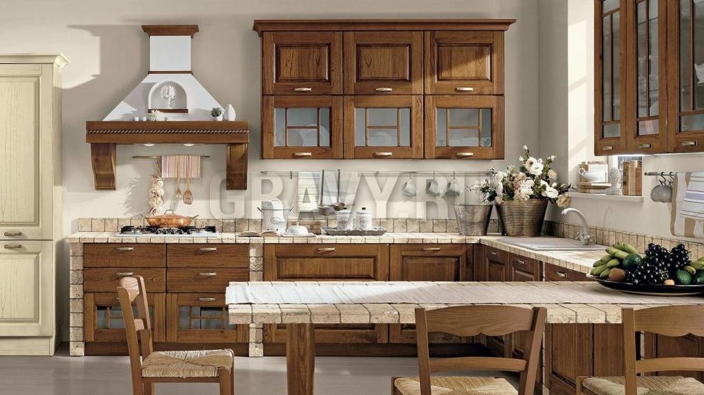 Elegant kitchen photo in Moscow