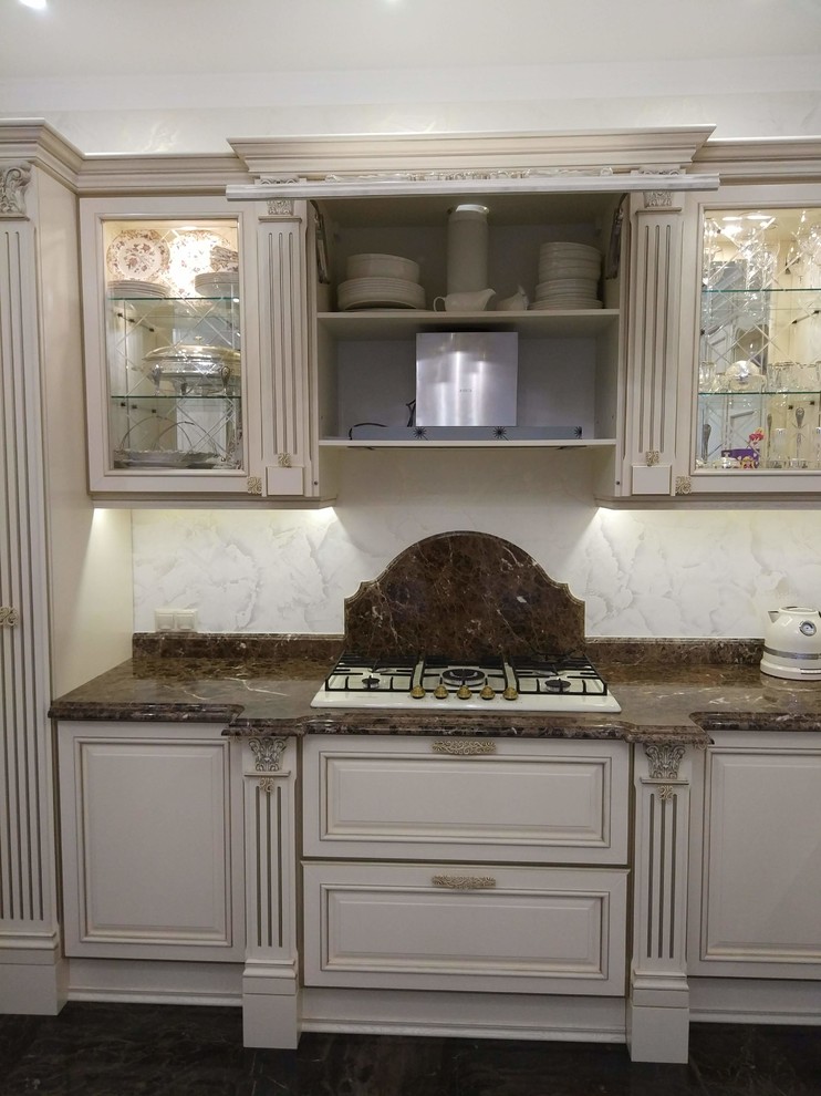 Кухня (массив ясеня) - Traditional - Kitchen - Other - by Мастерская ...