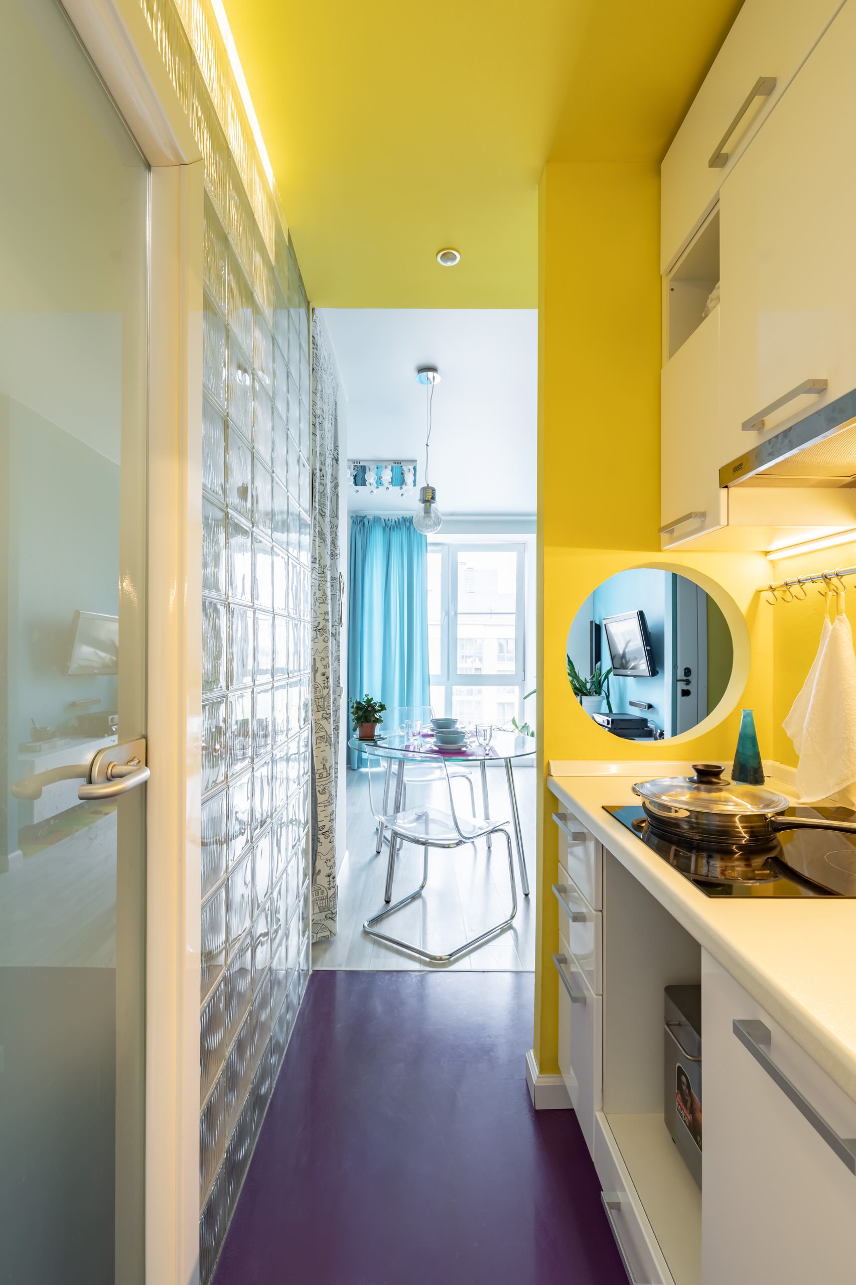 Дизайн узкой кухни - как расширить пространство, сохранив все стены – интернет-магазин GoldenPlaza
