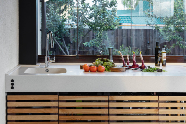 Остекленная терраса ЕЩЕ НЕМНОГО ЛЕТА - Скандинавский - Кухня ...