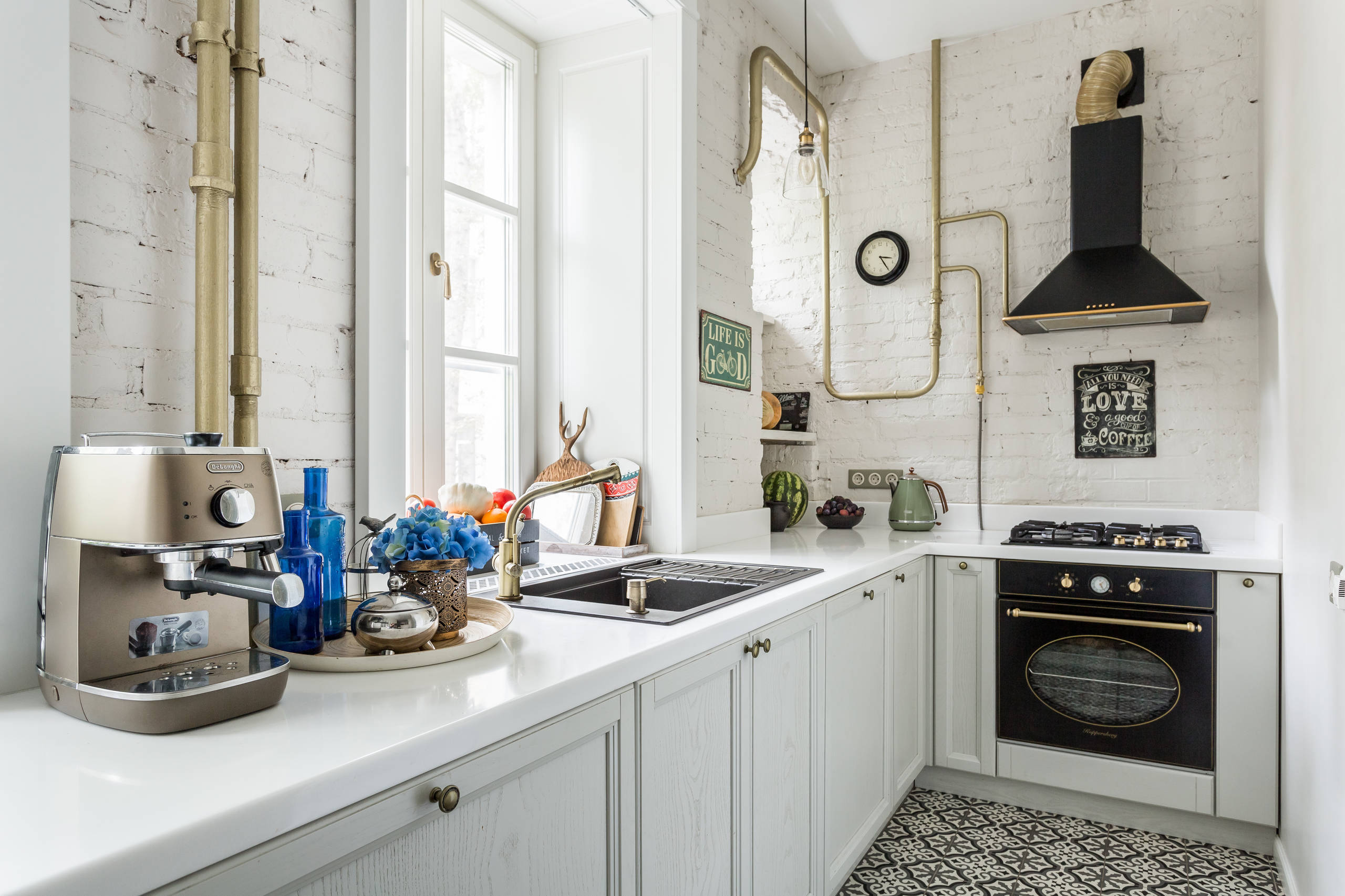 White Kitchen Cabinets With Gray Tile Floor - 15 Stunning Dark Grey Kitchen Cabinets 1