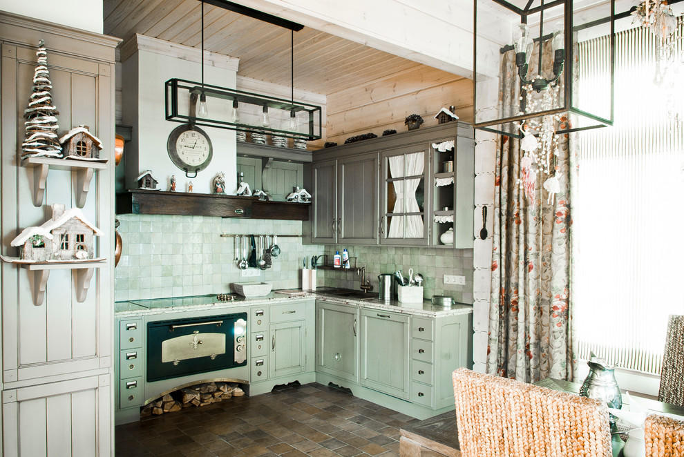 Farmhouse kitchen in Moscow.