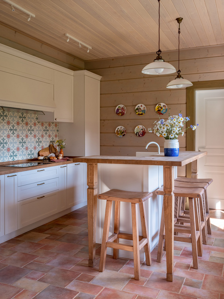Design ideas for a rural kitchen in Moscow.