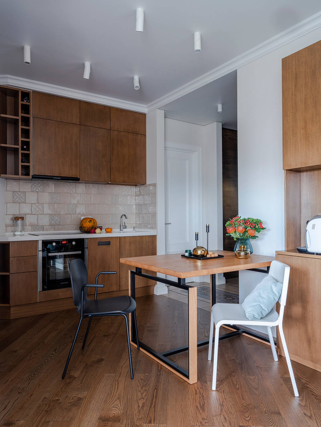 Кухня, совмещенная с гостиной, в частном доме: 100 реальных фото дизайна