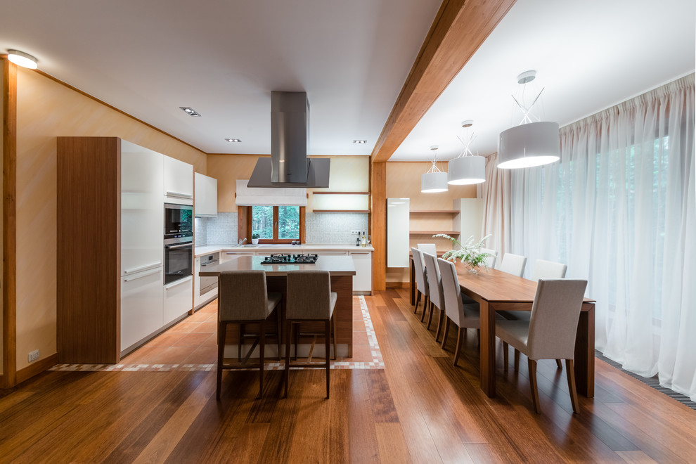 Стильный дизайн: кухня в современном стиле в частном доме - последний тренд