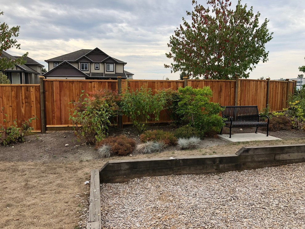 1 grade cedar overlap board panels + pre stain 200+ linear feet