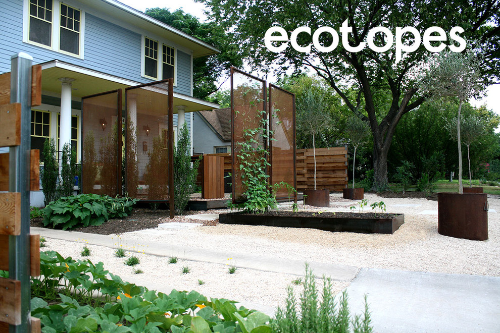 Inspiration for a contemporary garden in Austin.