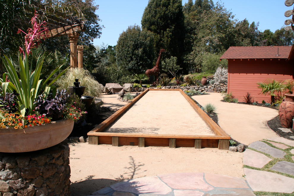 This is an example of a world-inspired garden in San Francisco with an outdoor sport court.
