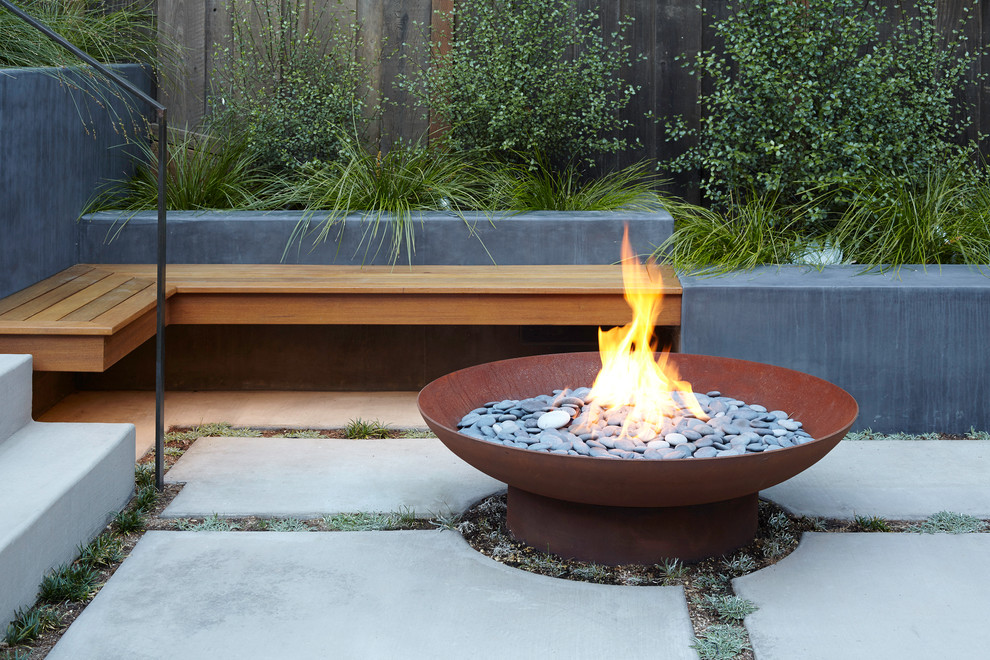 Inspiration for a modern garden in San Francisco.