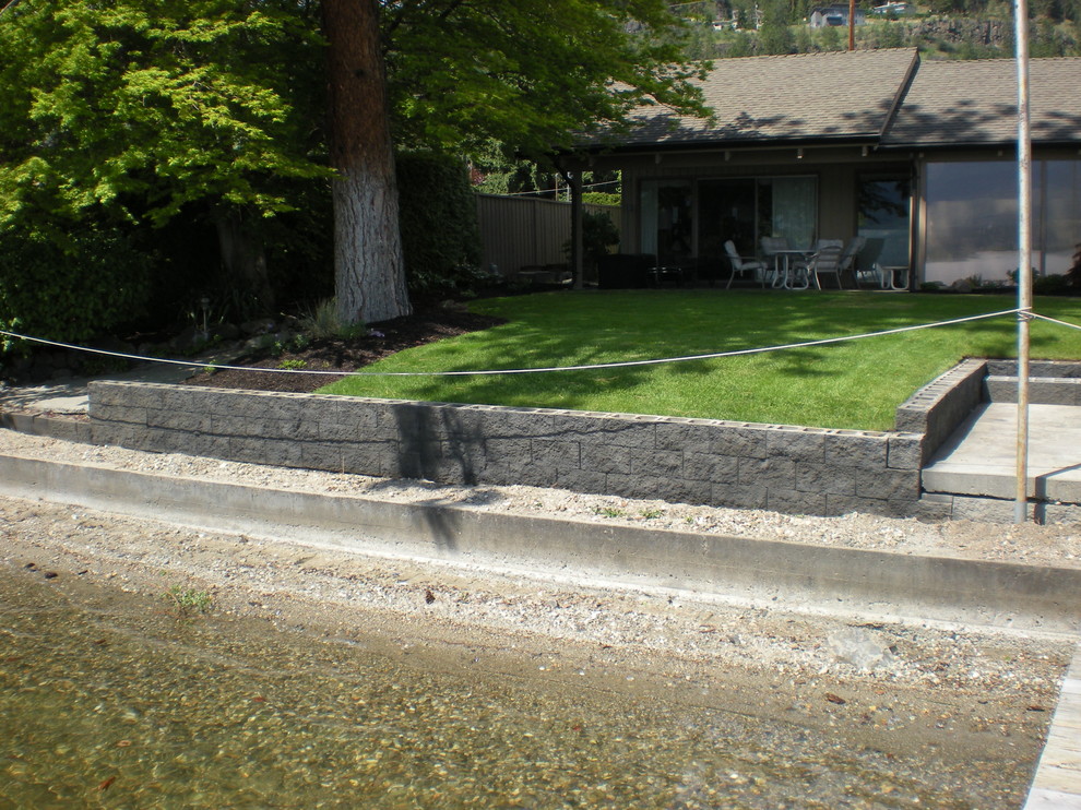 staining block wall