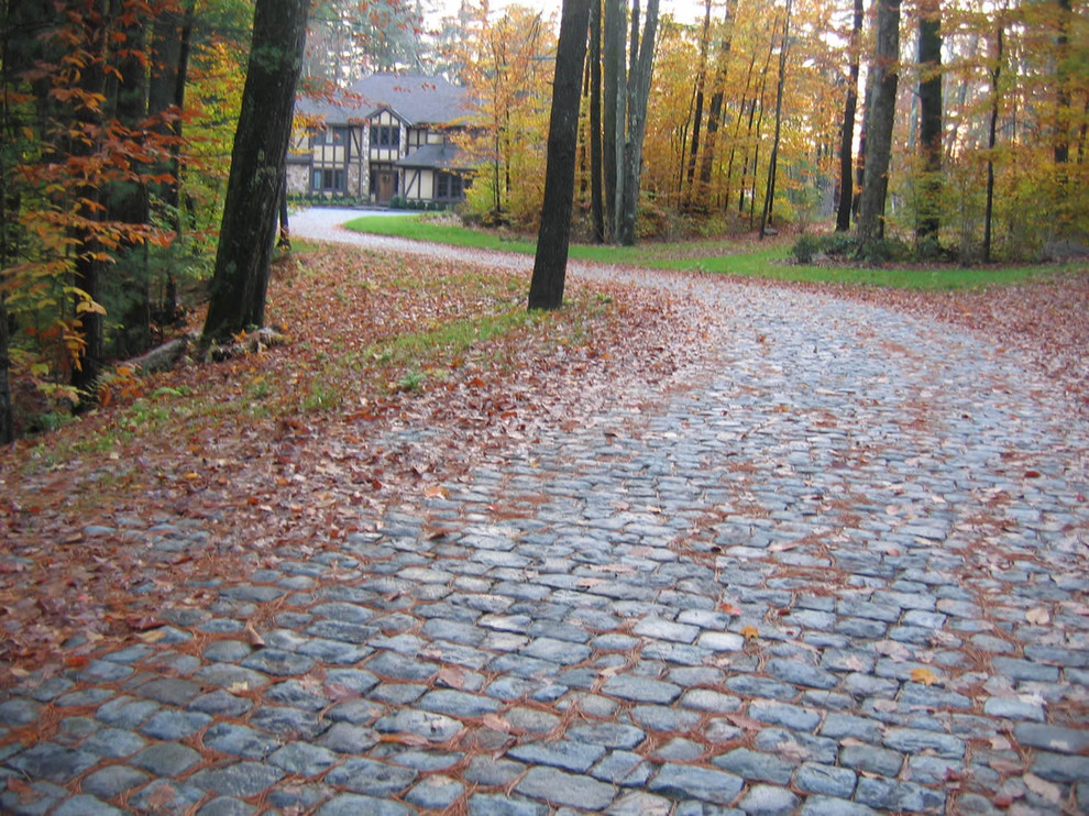 This is an example of a traditional landscaping in New York.