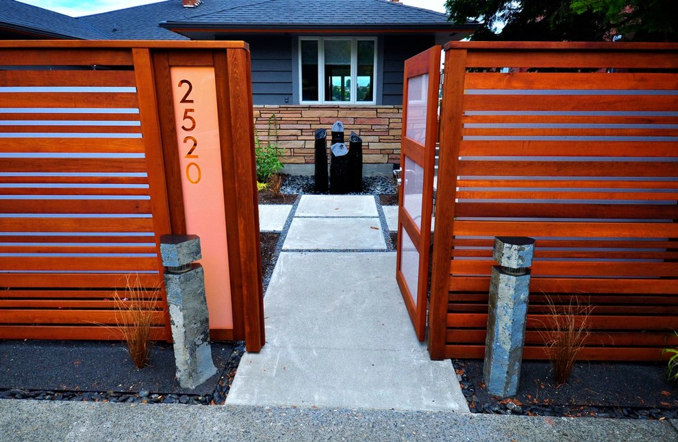 Mittelgroßer Moderner Garten mit Betonboden in Seattle