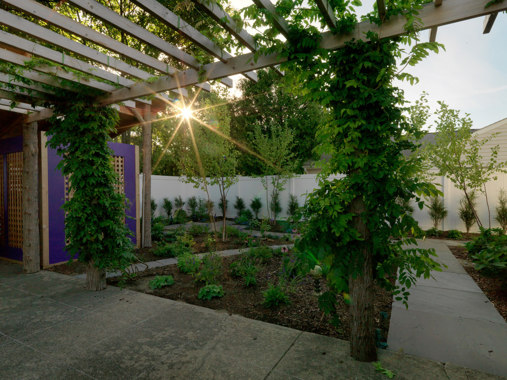 Artful Retreat Burlington, VT Eclectic Landscape Burlington