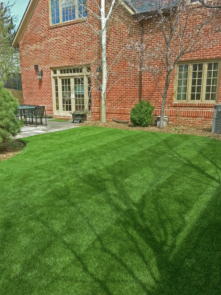 Artificial Grass with Traditional Architecture in Cherry Hills