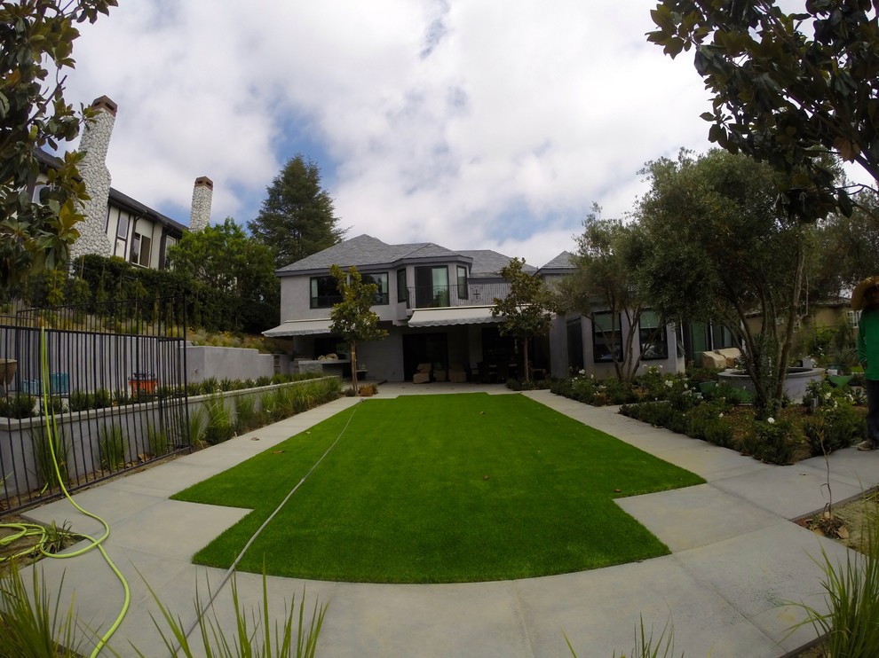 This is an example of a large modern landscaping in Orange County.