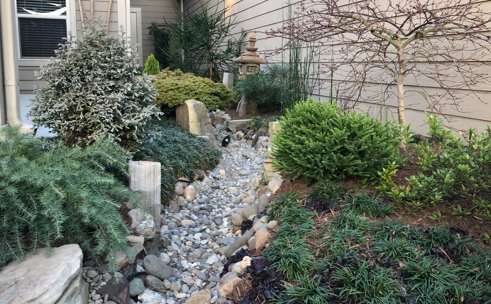 This is an example of an asian landscaping in Charlotte.