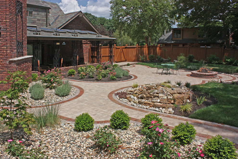 Backyard Entertaining Areas Landscape Kansas City by Green