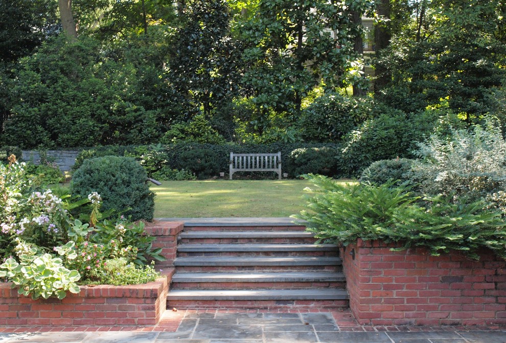 Photo of a traditional garden in Charlotte.