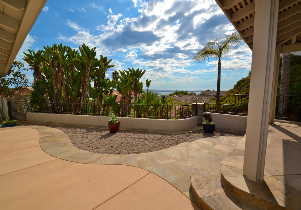 Design ideas for a southwestern landscaping in San Diego.