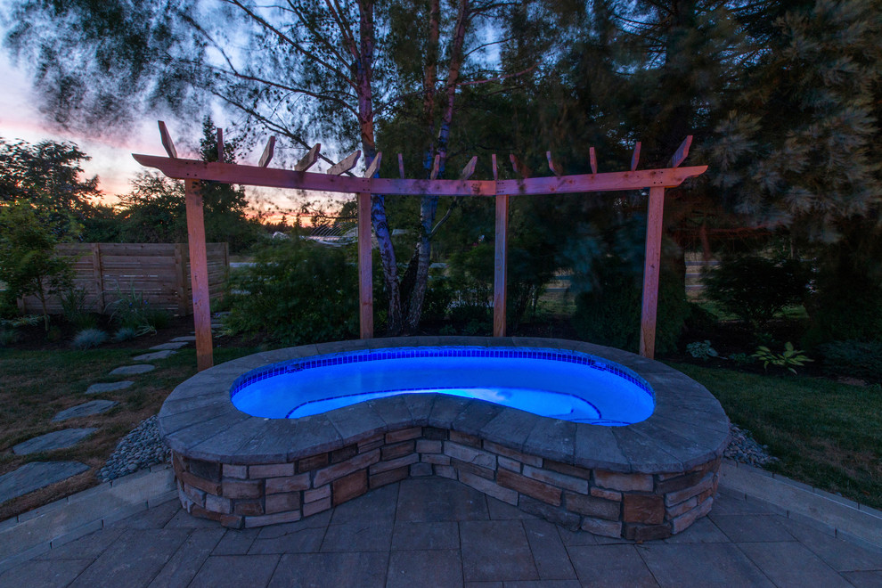 Bergeron Property Farmhouse Landscape Portland by Paradise