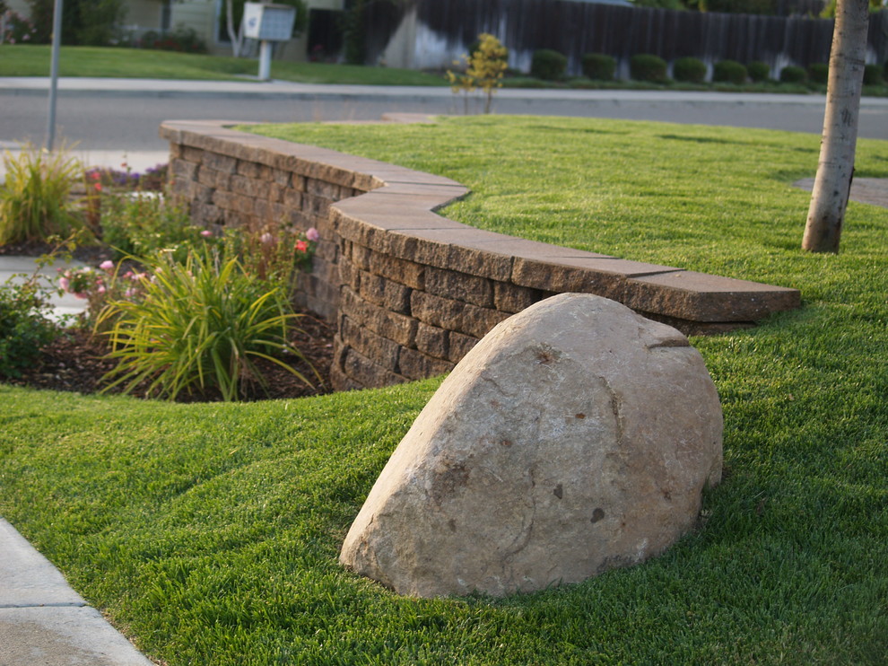 Photo of a traditional landscaping in San Luis Obispo.