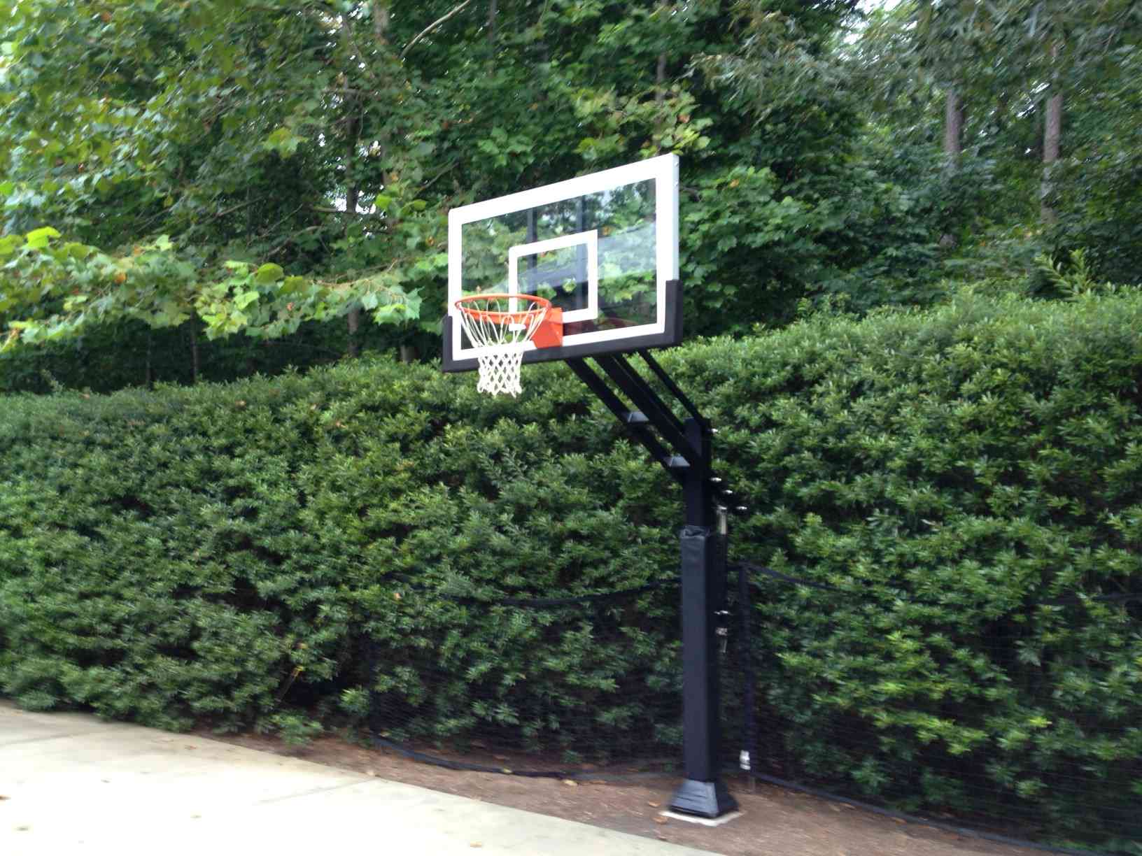 Basketball Goal On Hill - Photos & Ideas | Houzz