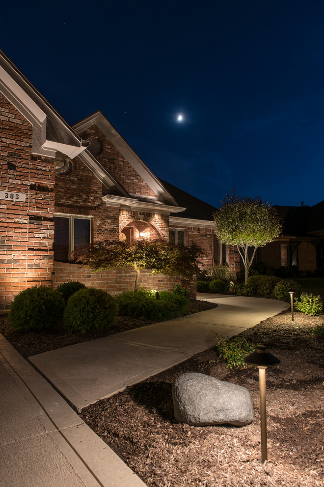 Brick single story Traditional Landscape Indianapolis by