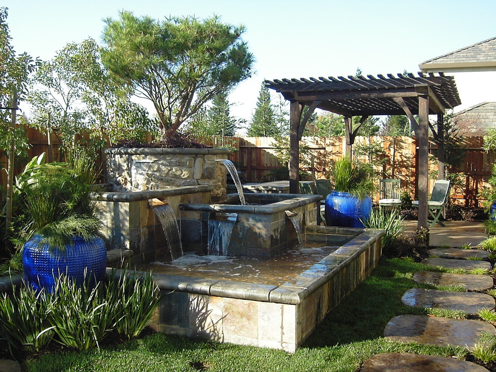 Bushnell Landscape DesignBuildLove. Eclectic Landscape
