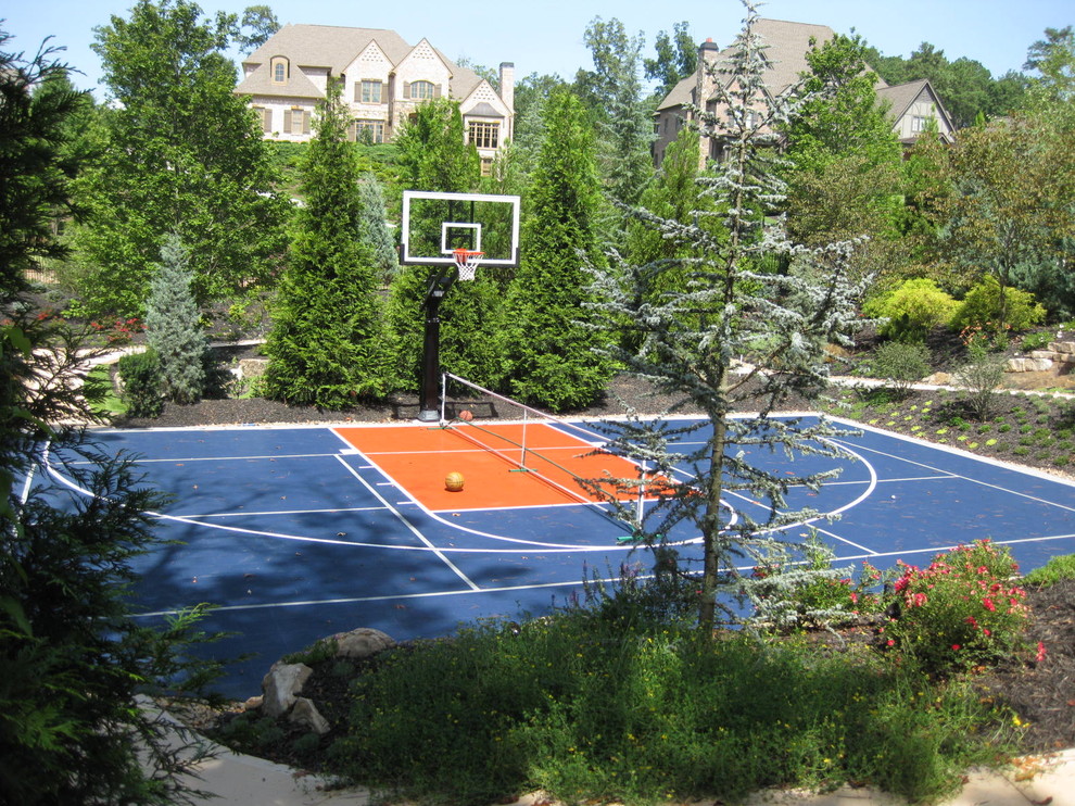 Photo of an eclectic outdoor sport court in Atlanta.