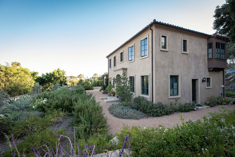 Inspiration for a contemporary drought-tolerant and full sun front yard gravel garden path in Santa Barbara.