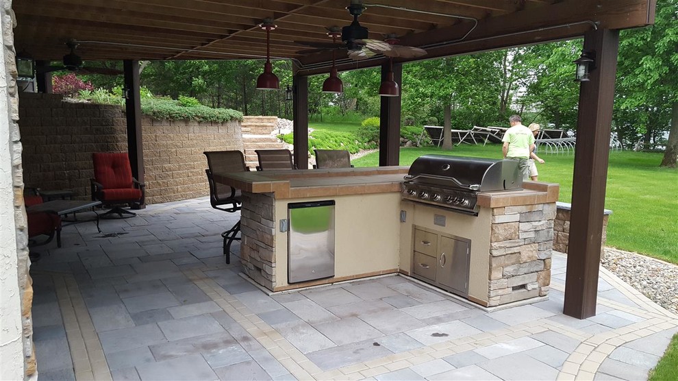Cannon Lake Firepit Patio & Outdoor Kitchen Patio Minneapolis by
