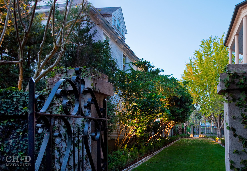 Klassischer Garten in Charleston