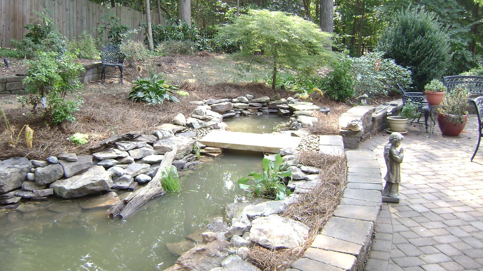 Photo of a traditional landscaping in Charlotte.