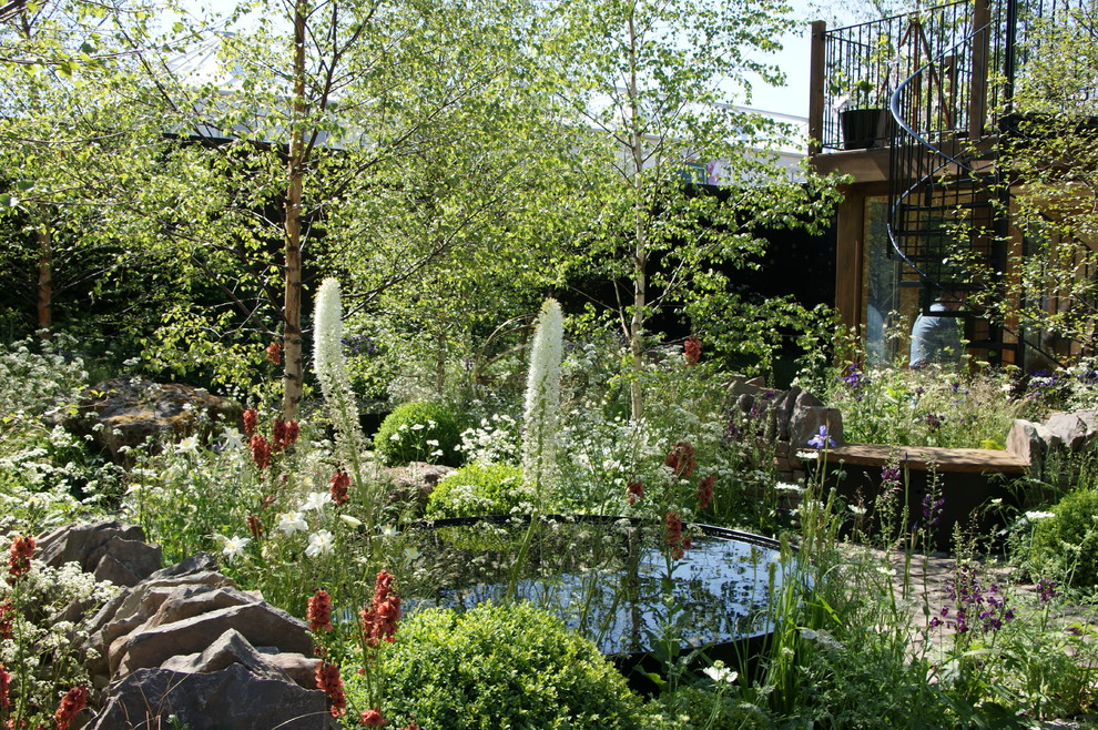 Inspiration for a country raised pond in London.