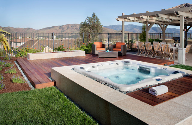 CHULA VISTA SPA AND DECK - Contemporary - Garden - San Diego - by ...